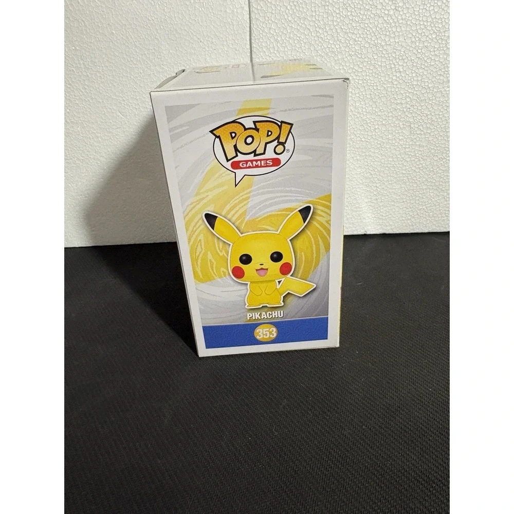 Funko Pop Pokémon Pikachu Silver 25th Anniversary #353